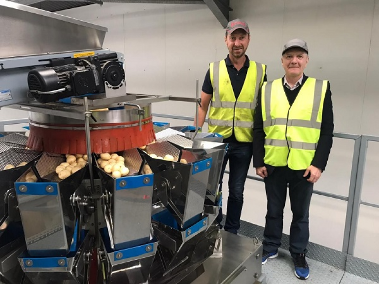 Agricultural Attaché Derbenskiy visits British farm in county Cornwall