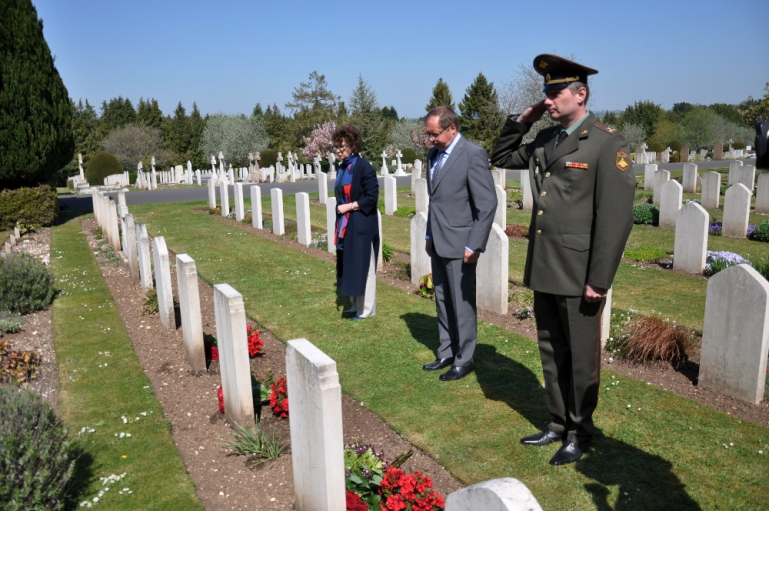 On paying tribute to Soviet soldiers of World War II