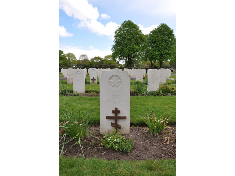 On paying tribute to Soviet soldiers of World War II