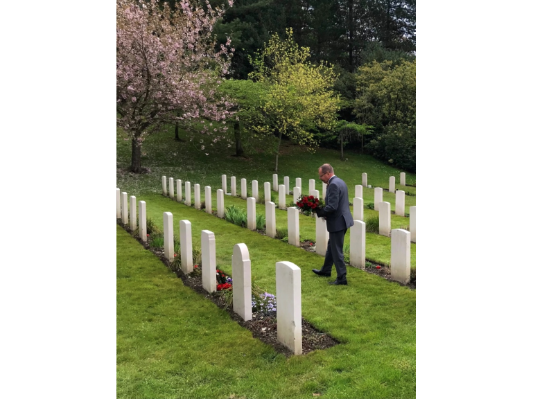 On Victory Day Ambassador Andrei Kelin laid flowers at the grave of the Soviet soldier at the Aldershot Military Cemetery