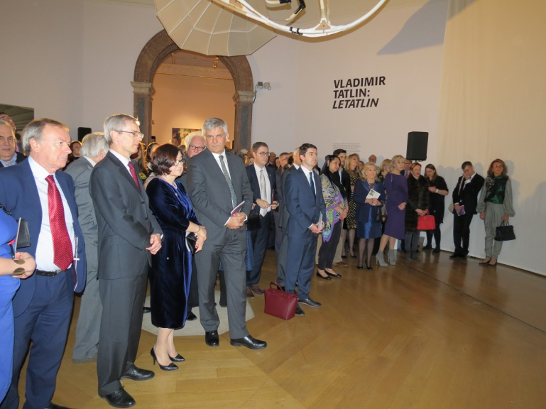 "Revolution: Russian Art 1917-1932" exhibition opens in London