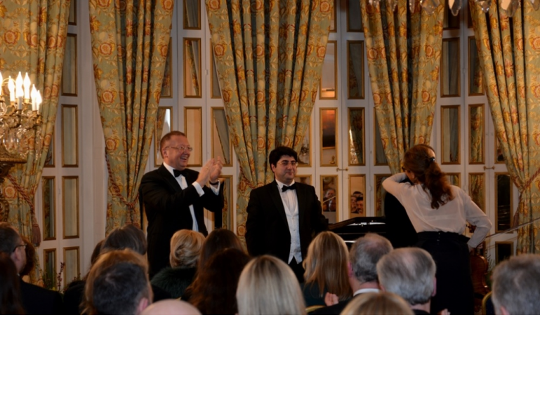 Dmitri Kogan performs at the Embassy